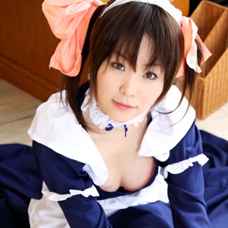 Cosplay Maid