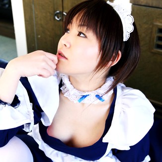 Cosplay Maid