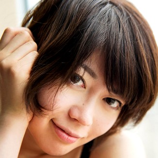 Emi Akane